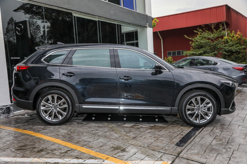 Subaru Outback BN (2015) Exterior