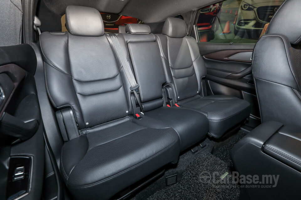 Toyota Fortuner AN160 (2016) Interior