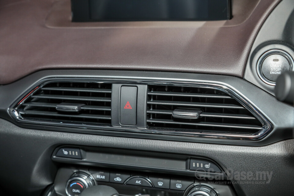 Nissan Navara D23 (2015) Interior