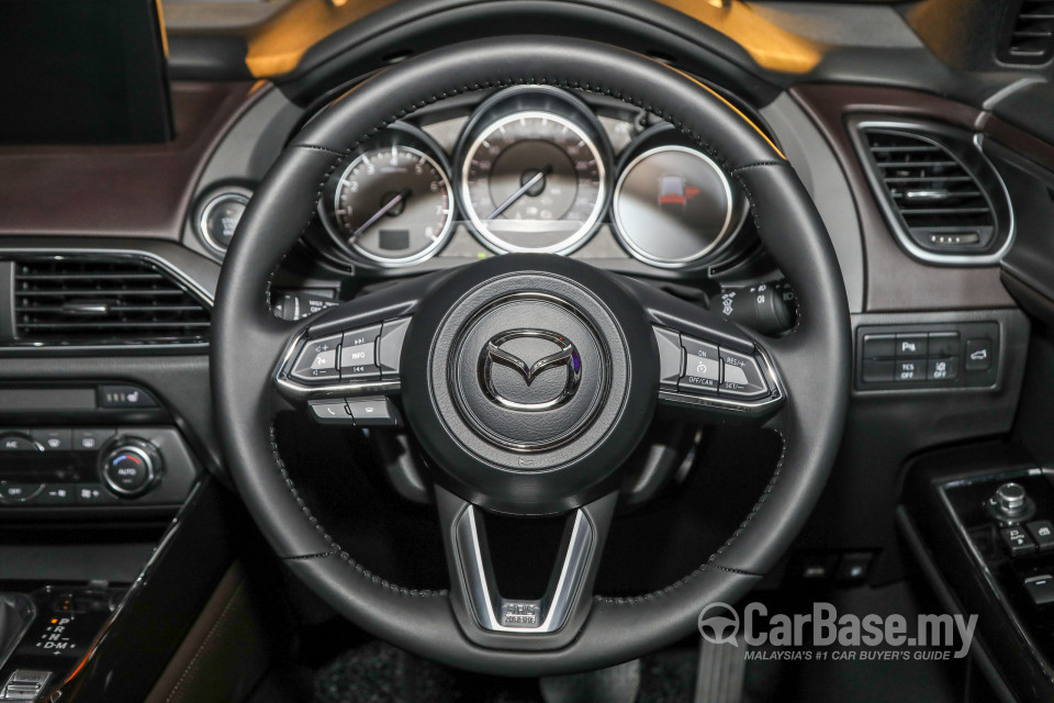 Mazda CX-9 Mk2 (2017) Interior