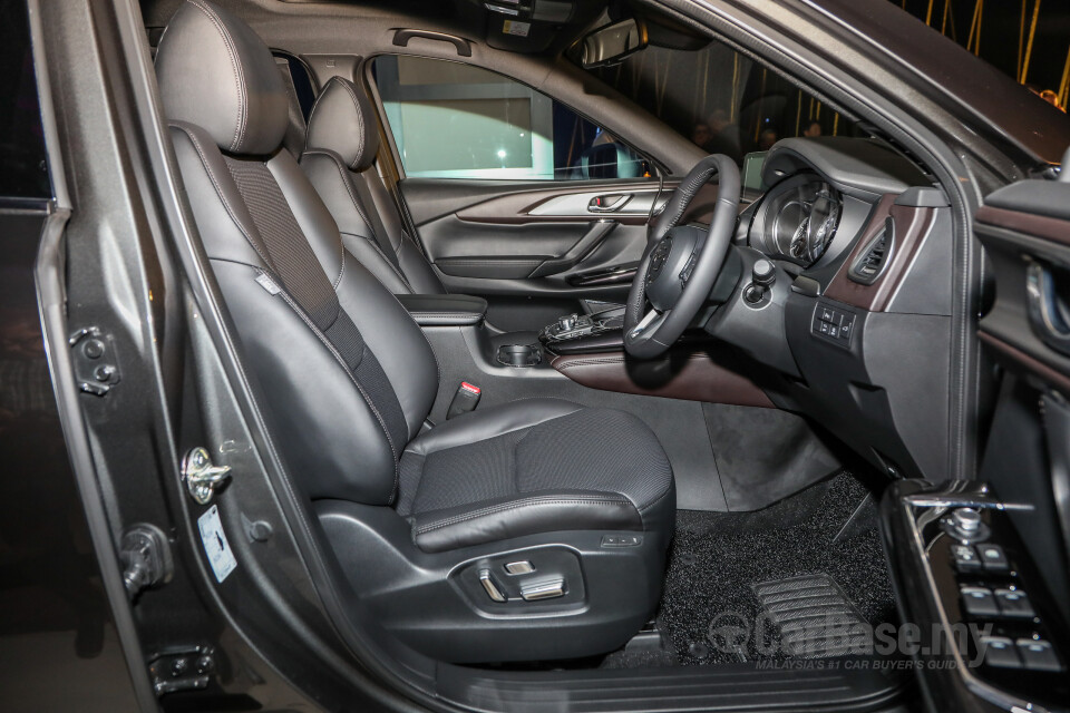 Audi A4 B9 (2016) Interior