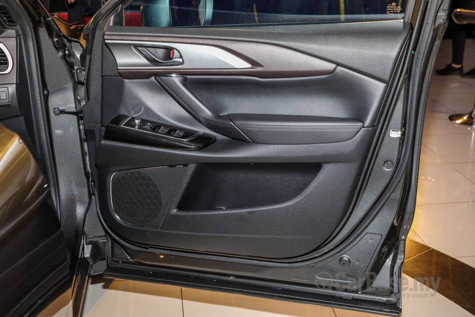 Mazda MX-5 ND (2015) Interior