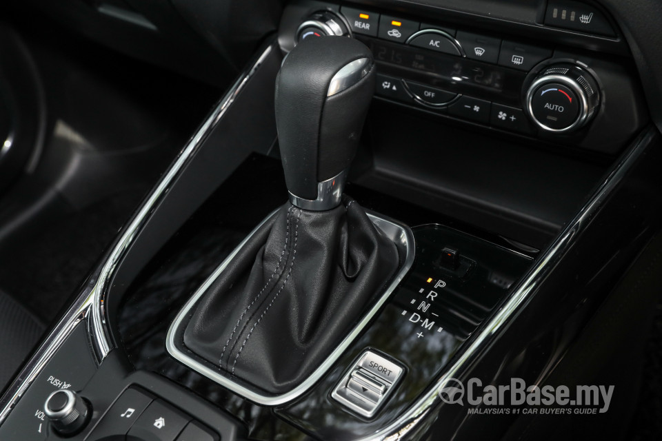 Mazda CX-9 Mk2 (2017) Interior
