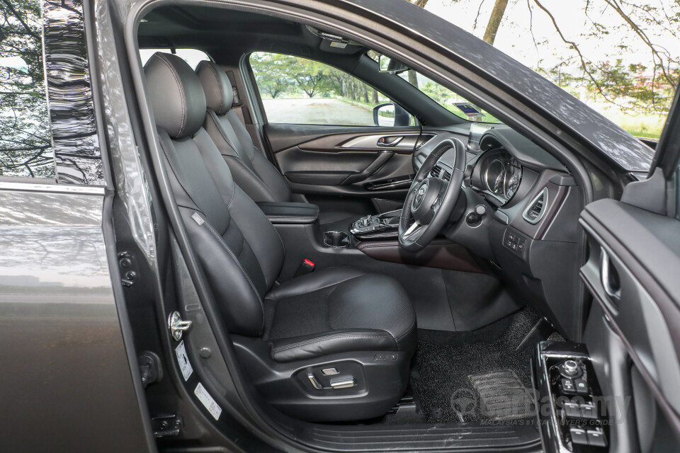 Chevrolet Cruze J300 (2012) Interior