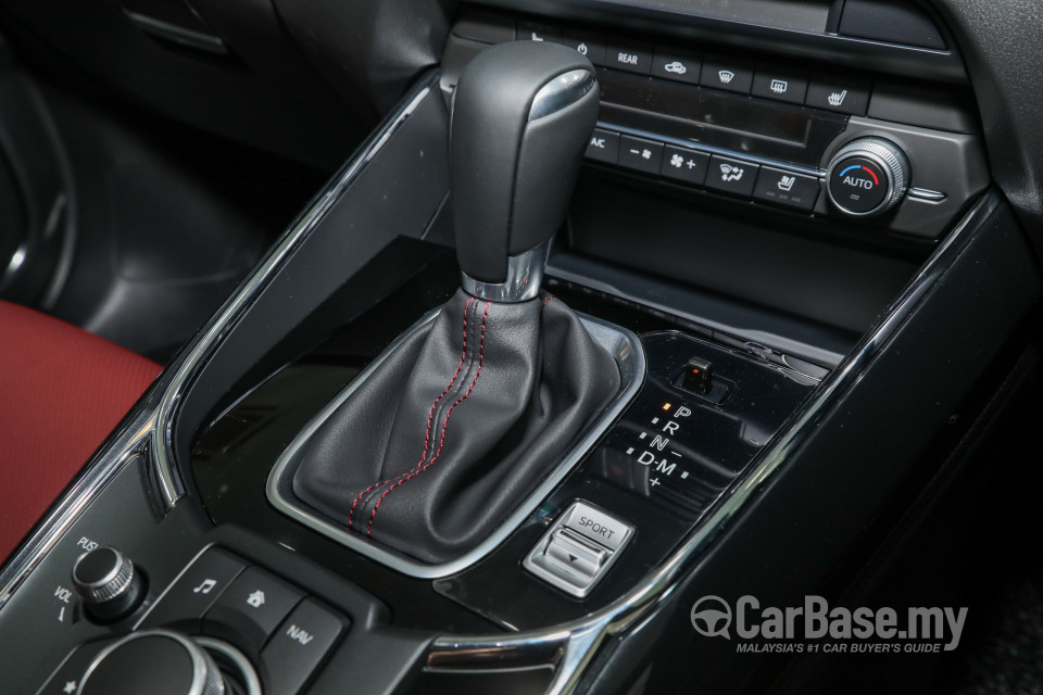 Mazda CX-9 Mk2 (2017) Interior