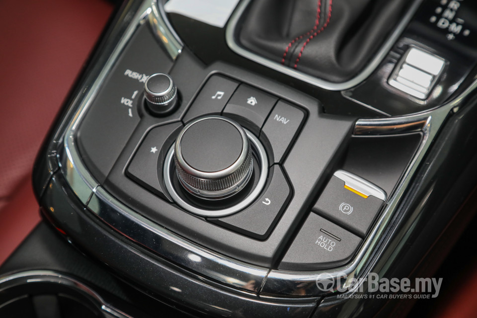 Mazda CX-9 Mk2 (2017) Interior