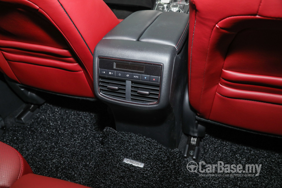Mazda CX-9 Mk2 (2017) Interior
