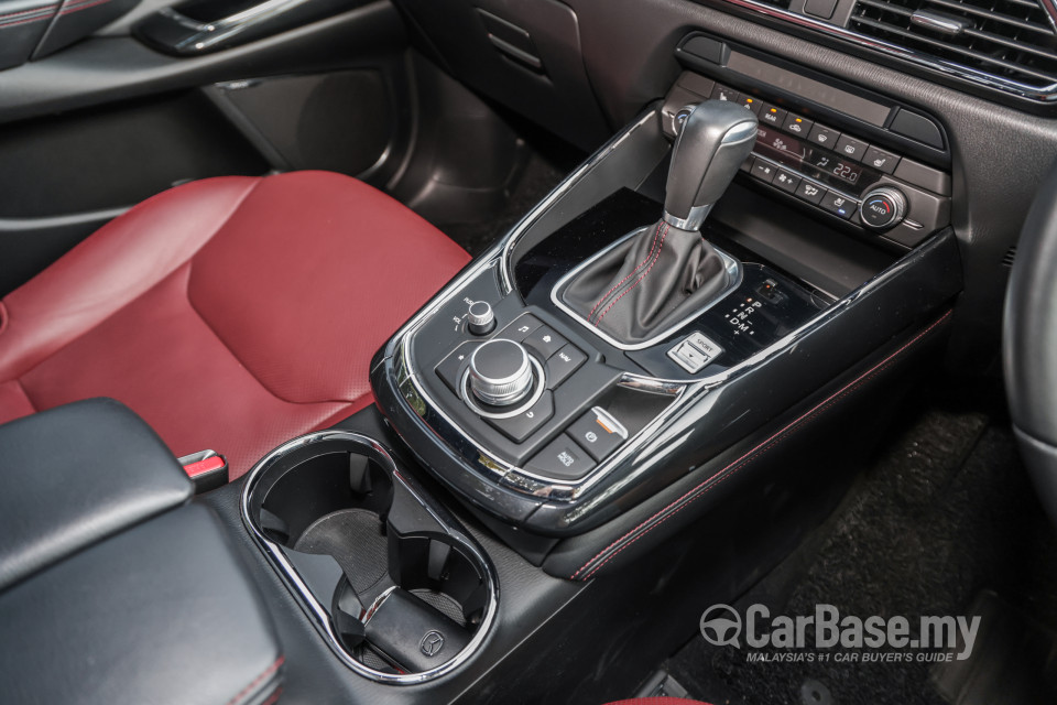Mazda CX-9 Mk2 (2017) Interior