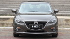Mazda 3 Sedan Exterior photo