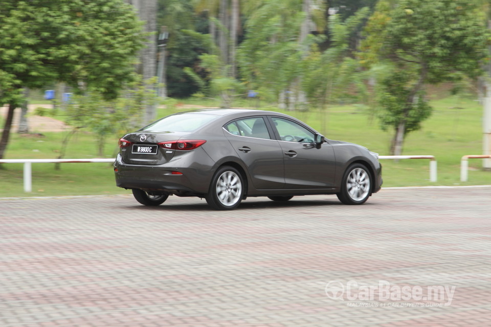 Mazda 3 Sedan BM (2014) Exterior