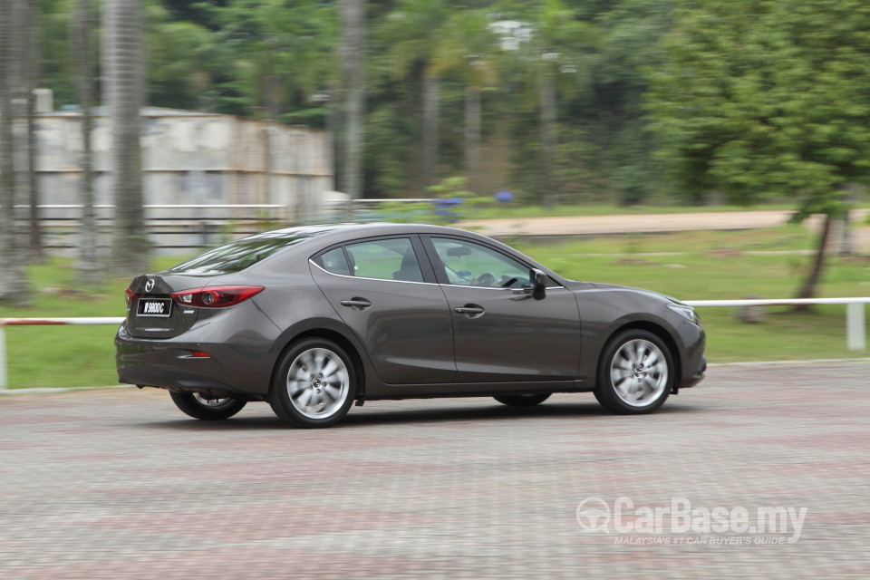 Mazda 3 Sedan BM (2014) Exterior