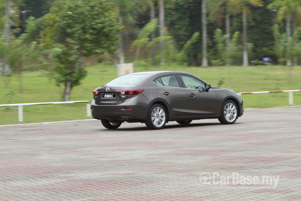 Mazda 3 Sedan BM (2014) Exterior