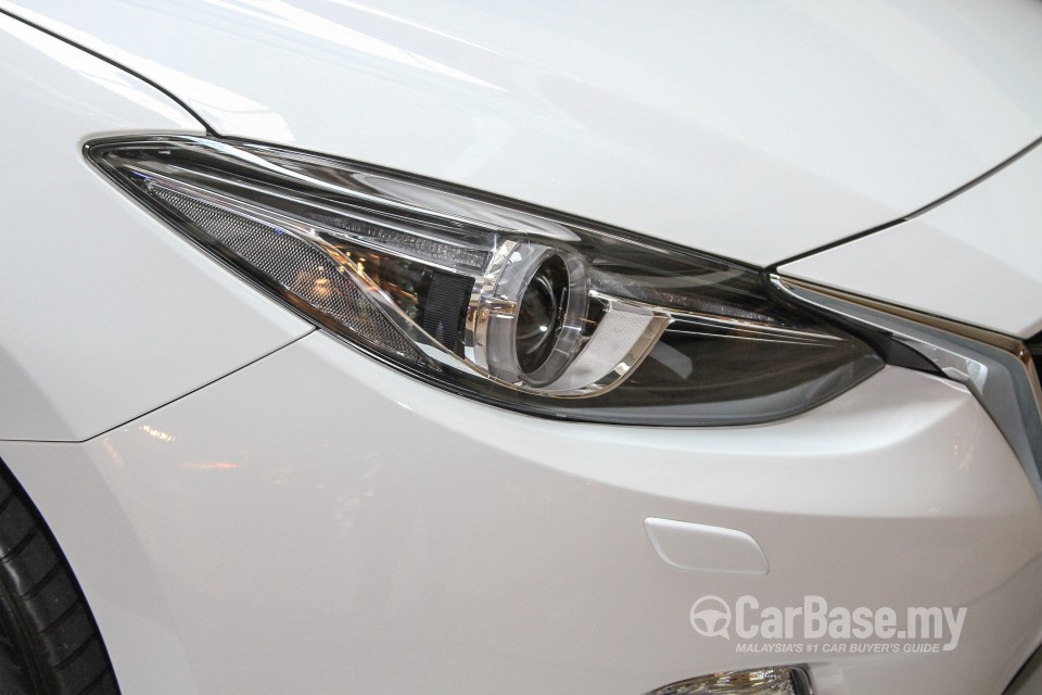 Mazda 3 Sedan BM (2014) Exterior