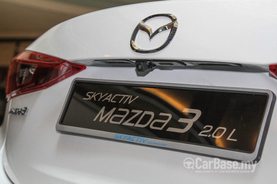 Mazda 3 Sedan BM (2014) Exterior