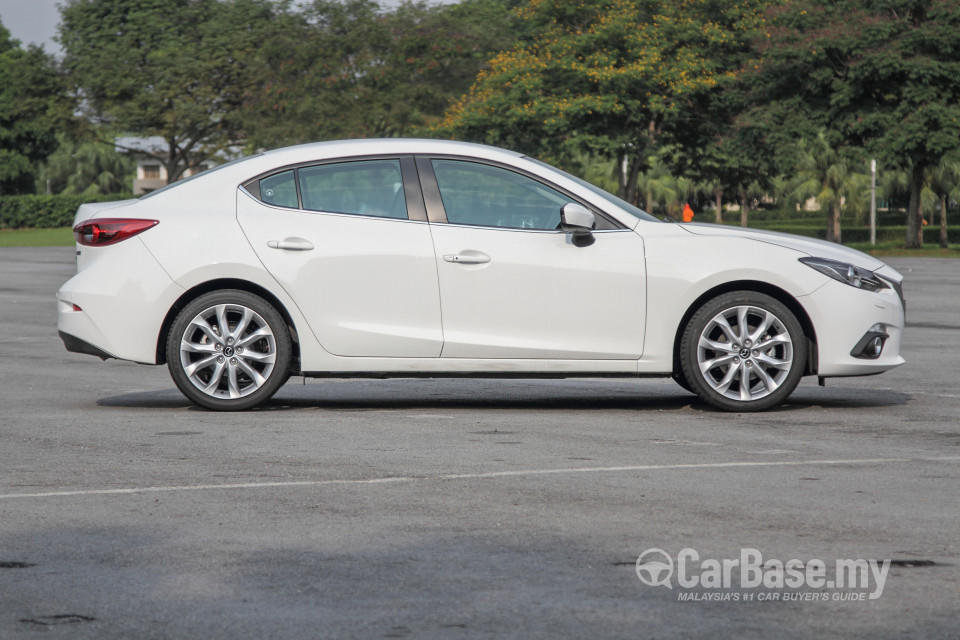 Mazda 3 Sedan BM (2014) Exterior