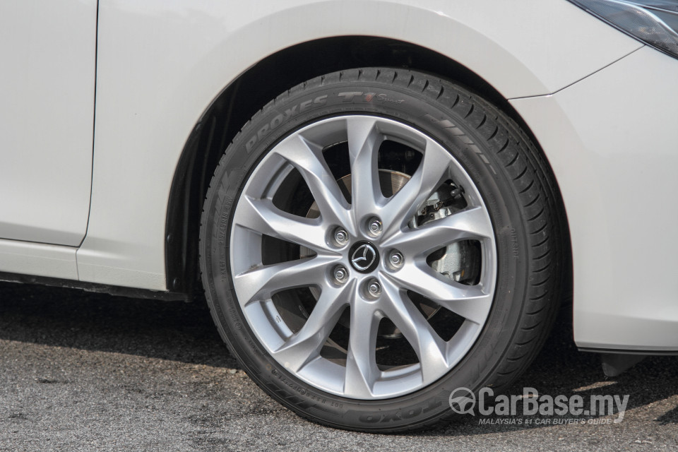 Mazda 3 Sedan BM (2014) Exterior