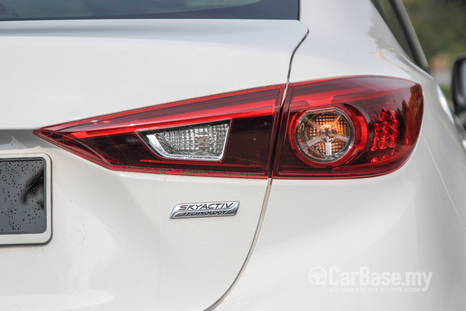 Mazda 3 Sedan BM (2014) Exterior