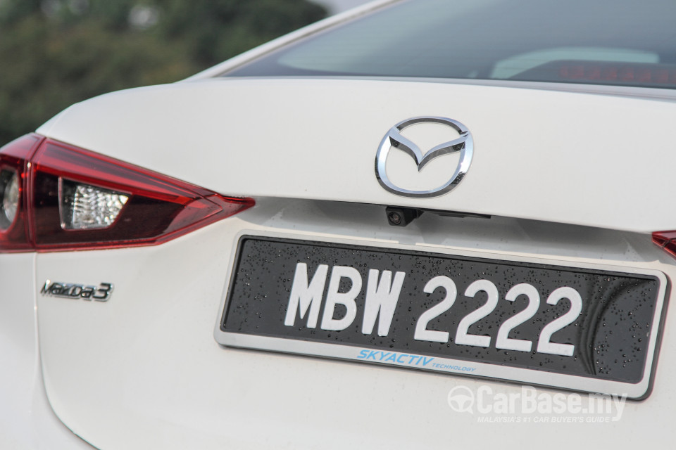 Mazda 3 Sedan BM (2014) Exterior