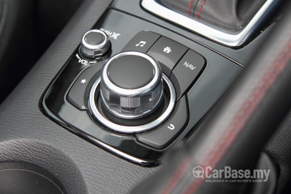Mazda 3 Sedan BM (2014) Interior
