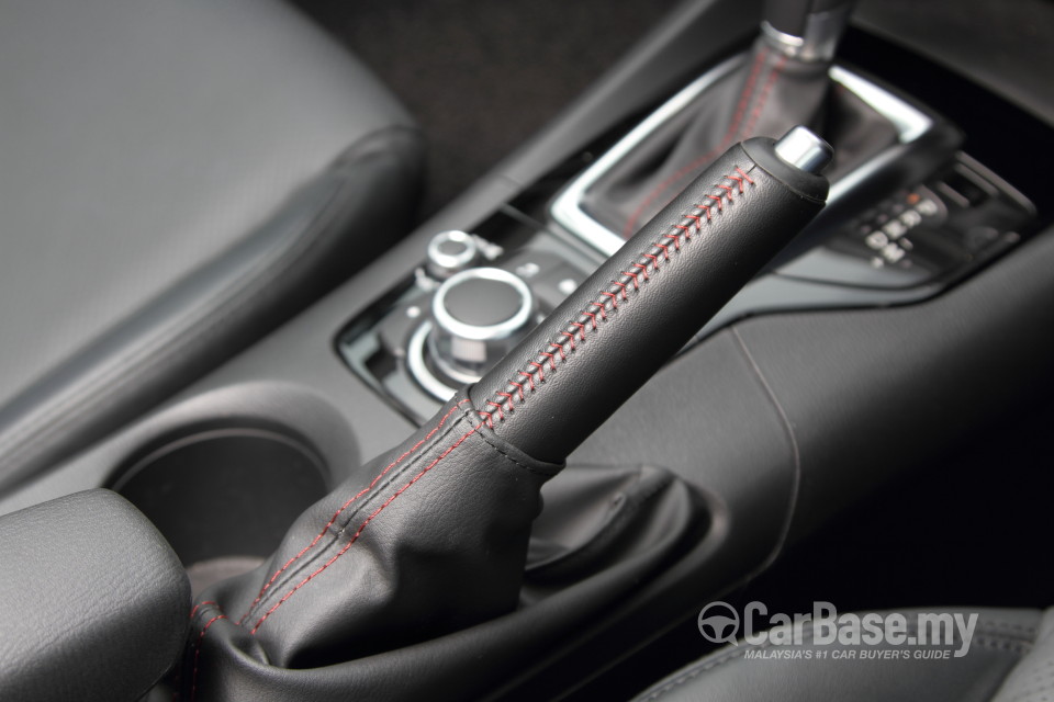 Mazda 3 Sedan BM (2014) Interior