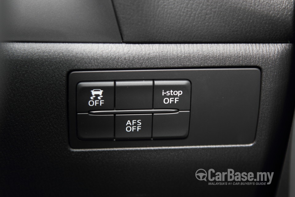 Mazda 3 Sedan BM (2014) Interior