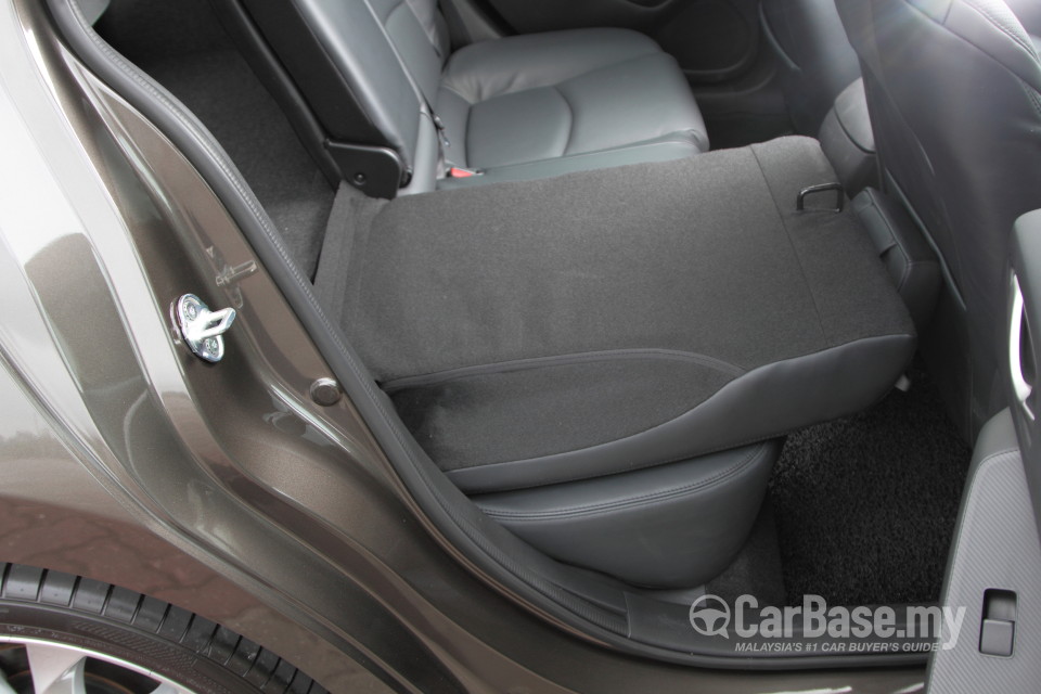 Mazda 3 Sedan BM (2014) Interior