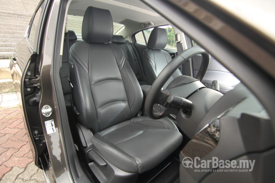Mazda 3 Sedan BM (2014) Interior