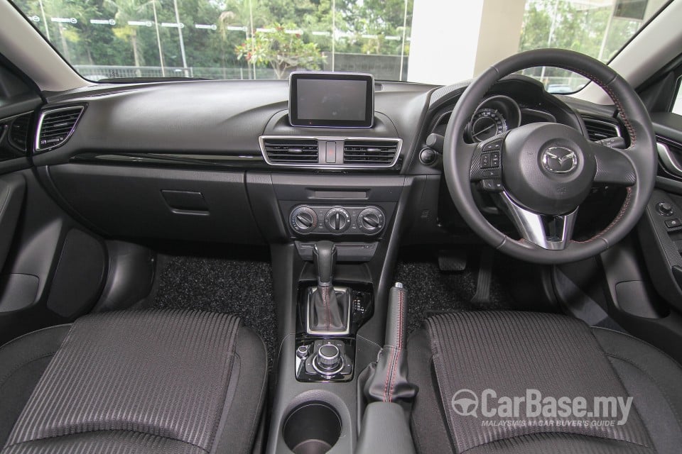 Mazda 3 Sedan BM (2014) Interior