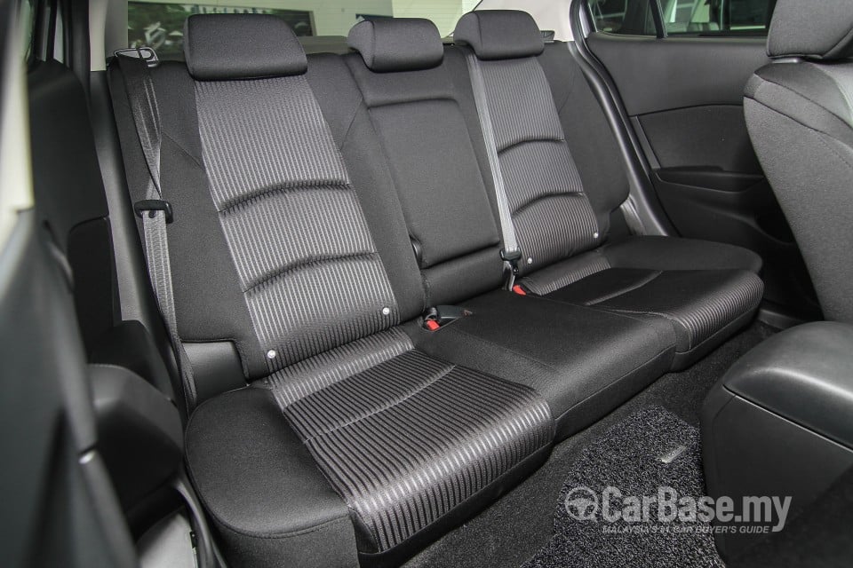 Mazda 3 Sedan BM (2014) Interior