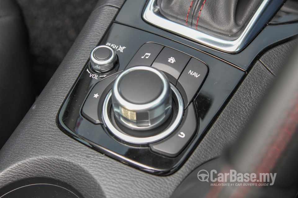 Mazda 3 Sedan BM (2014) Interior