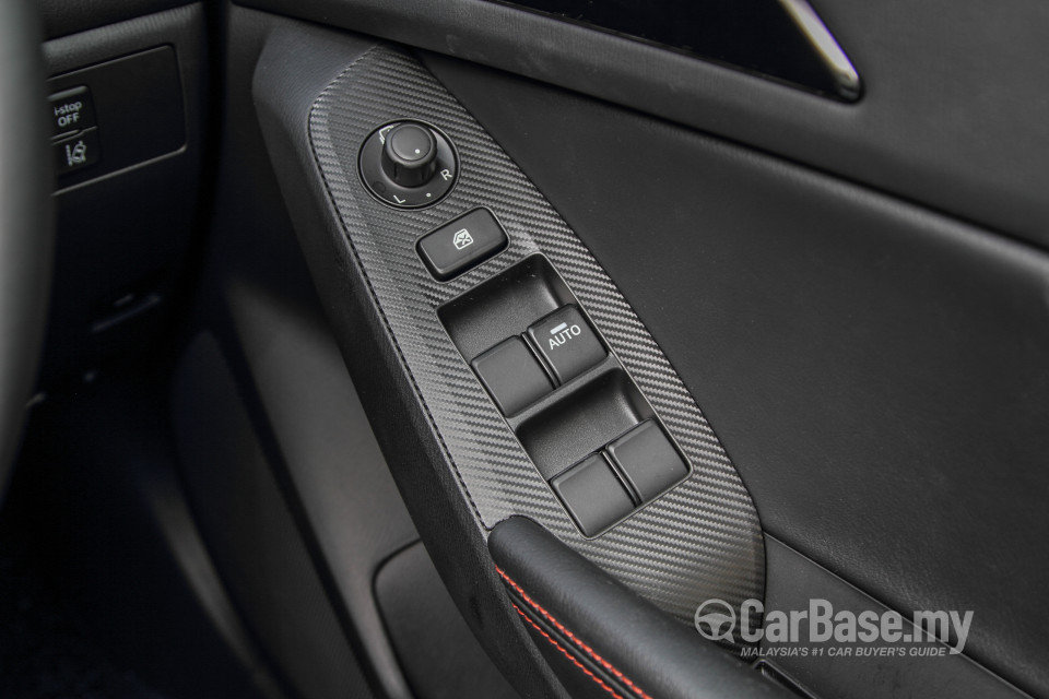 Mazda 3 Sedan BM (2014) Interior