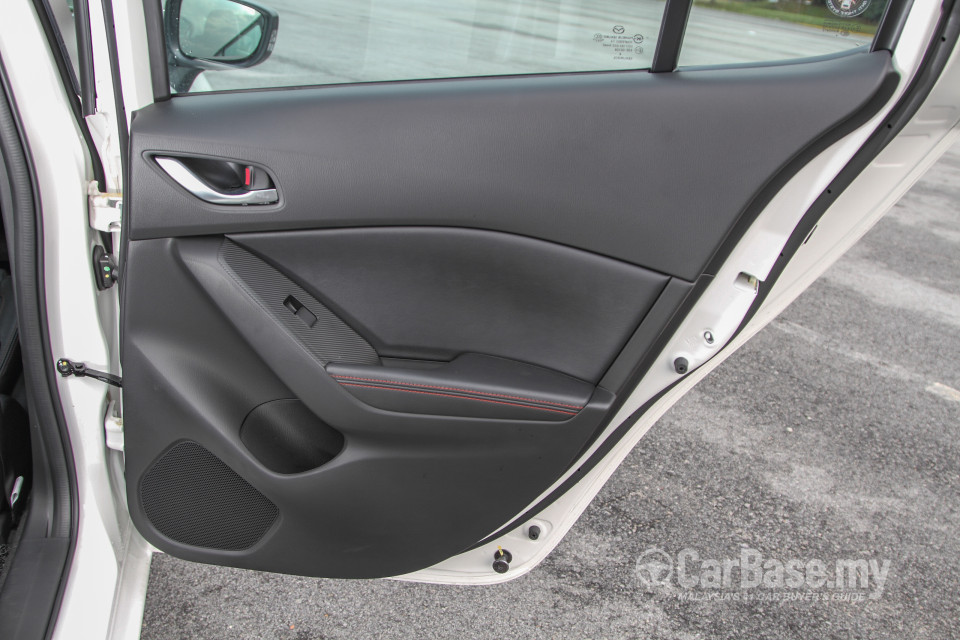 Mazda 3 Sedan BM (2014) Interior