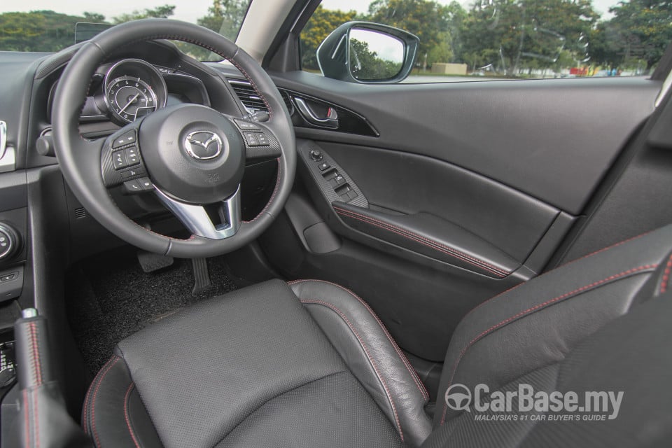 Mazda 3 Sedan BM (2014) Interior