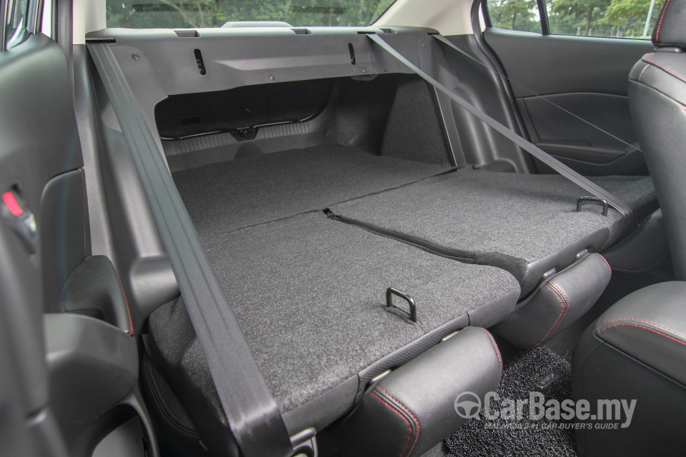 Mazda 3 Sedan BM (2014) Interior