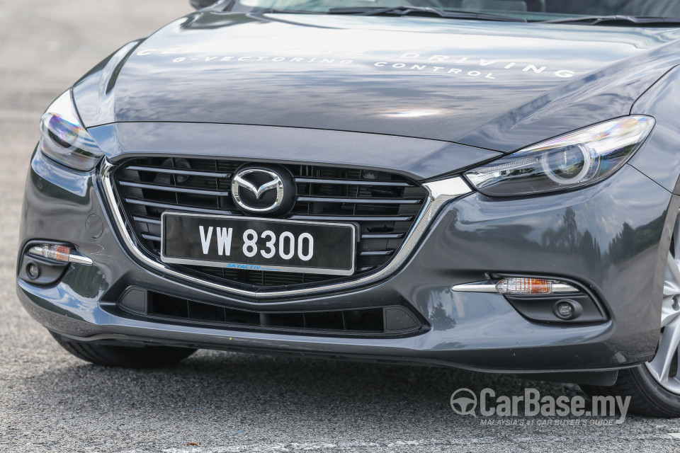 Mazda 3 Sedan BM Facelift (2017) Exterior