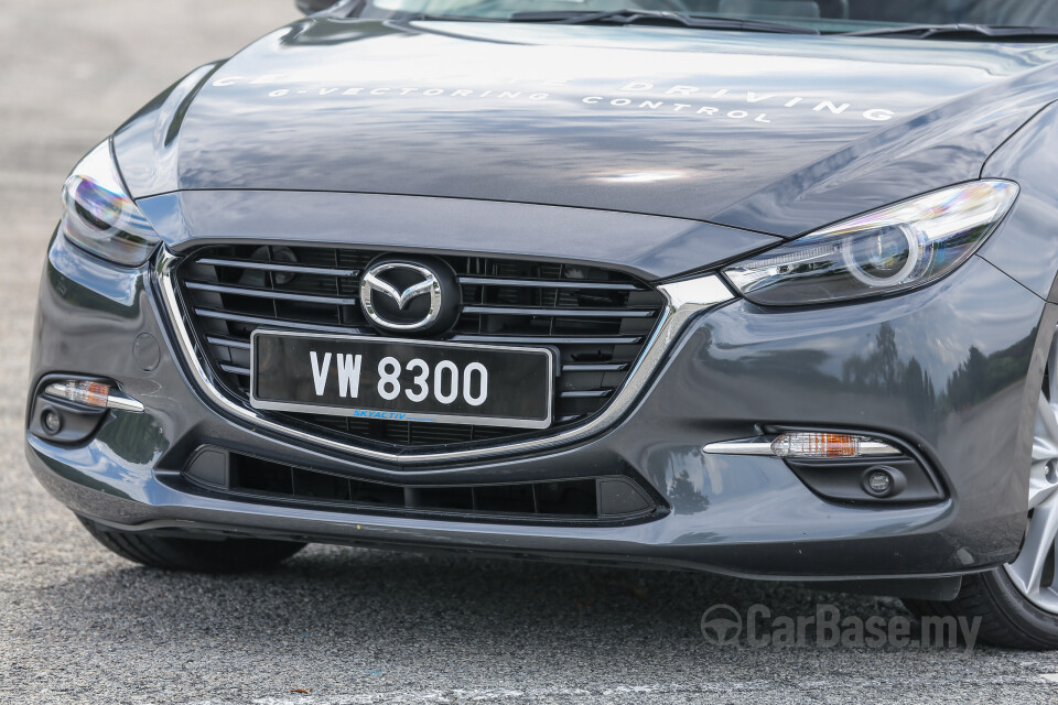 Subaru Outback BN (2015) Exterior