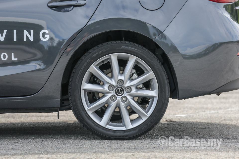 Mazda 3 Sedan BM Facelift (2017) Exterior