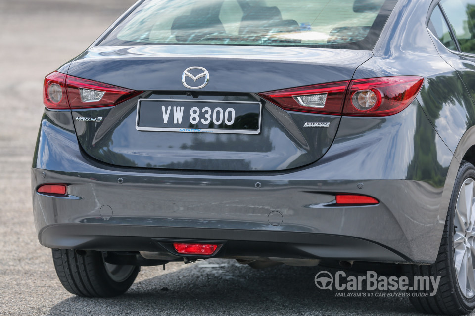 Mazda 3 Sedan BM Facelift (2017) Exterior