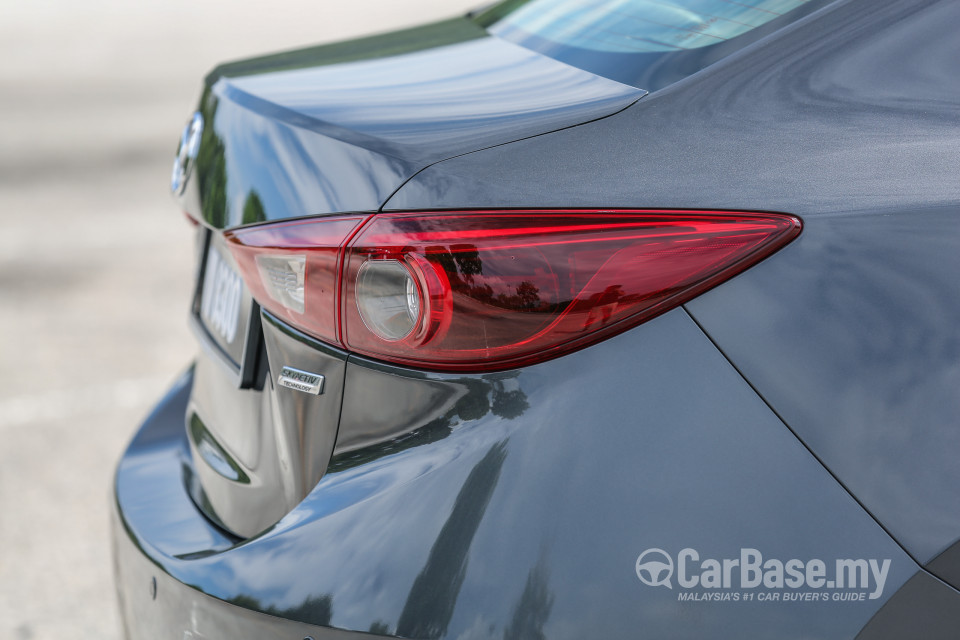 Mazda 3 Sedan BM Facelift (2017) Exterior