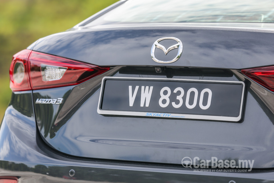 Mazda 3 Sedan BM Facelift (2017) Exterior