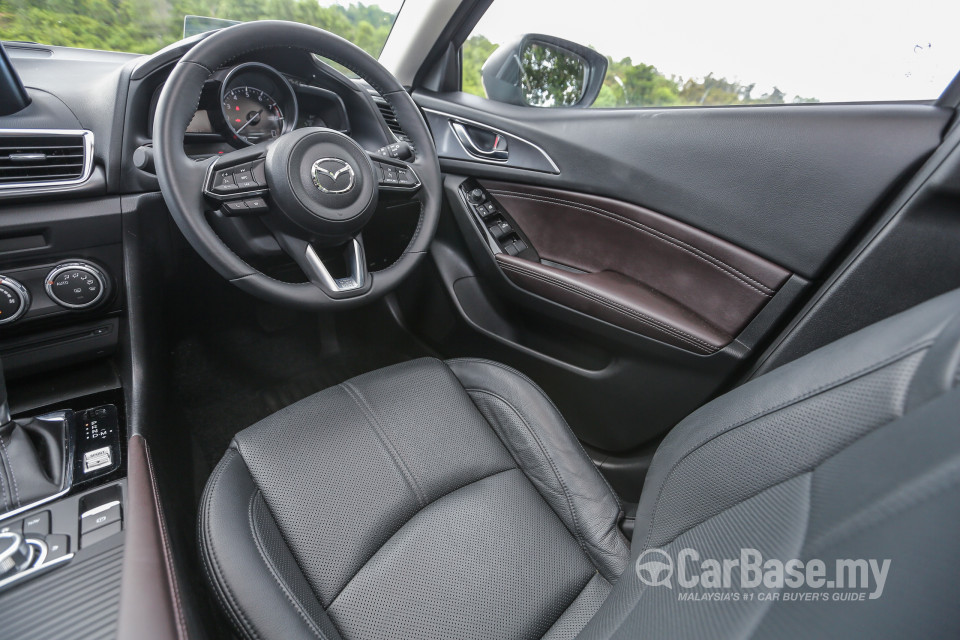 Mazda 3 Sedan BM Facelift (2017) Interior