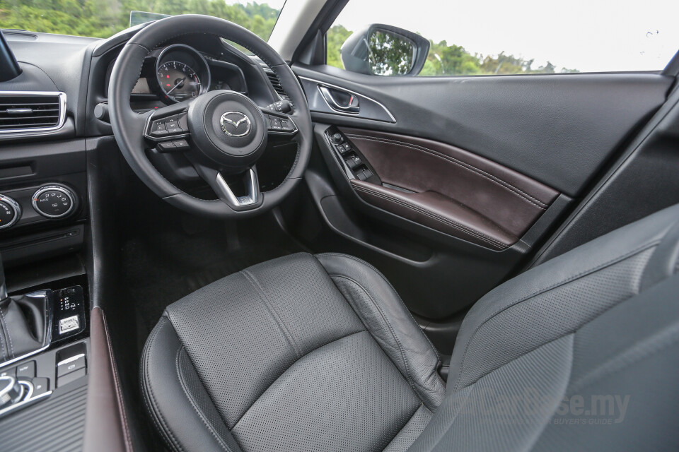 Mercedes-Benz SLC R172 Facelift (2016) Interior