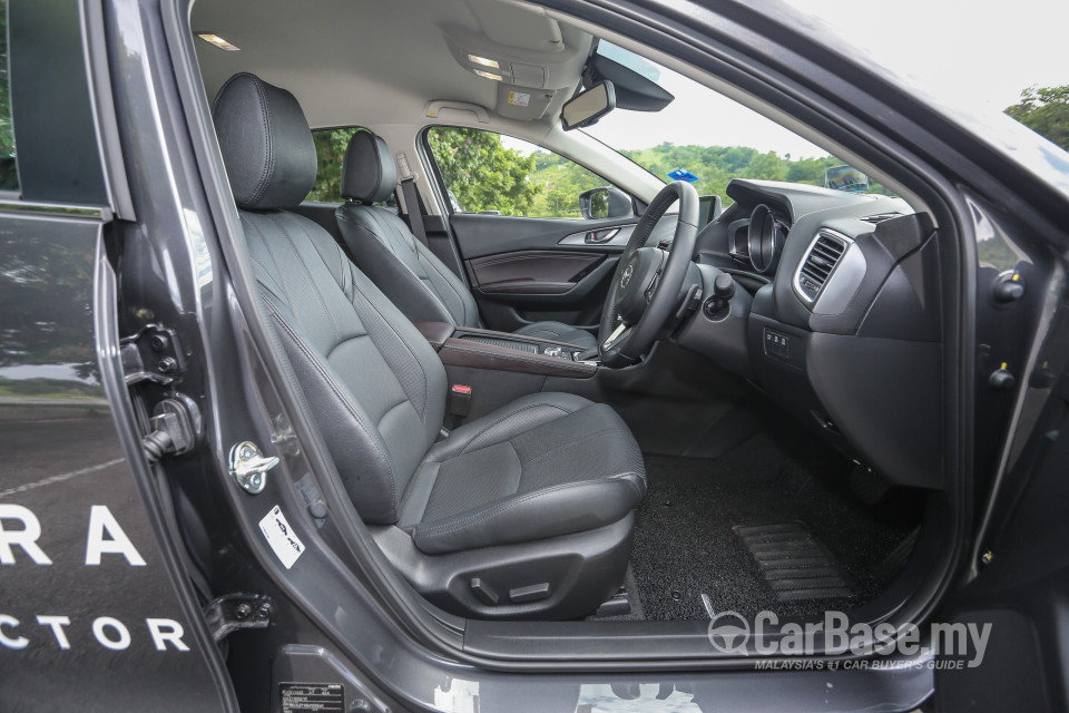 Mazda 3 Sedan BM Facelift (2017) Interior
