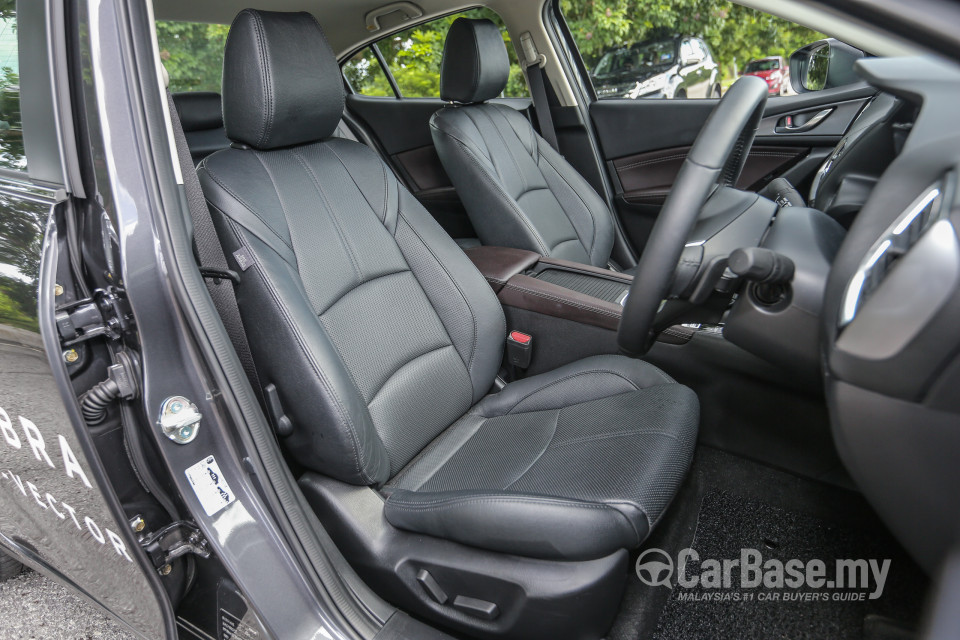 Mazda 3 Sedan BM Facelift (2017) Interior