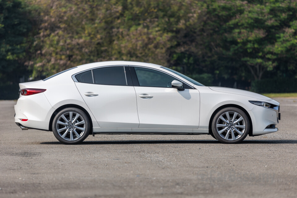 Mazda 3 Sedan BP (2019) Exterior