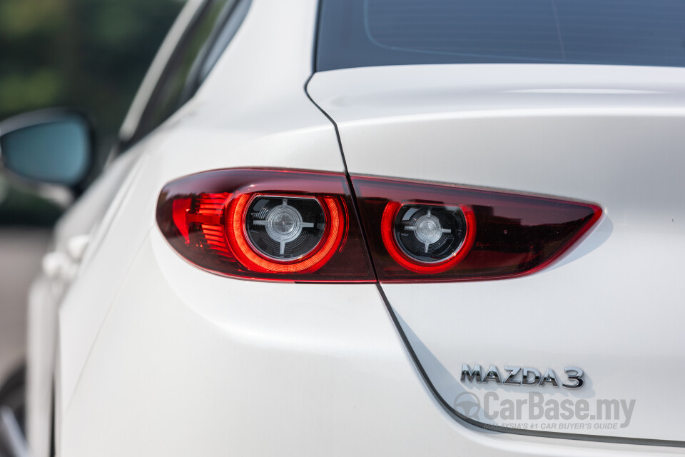 Mazda 3 Sedan BP (2019) Exterior