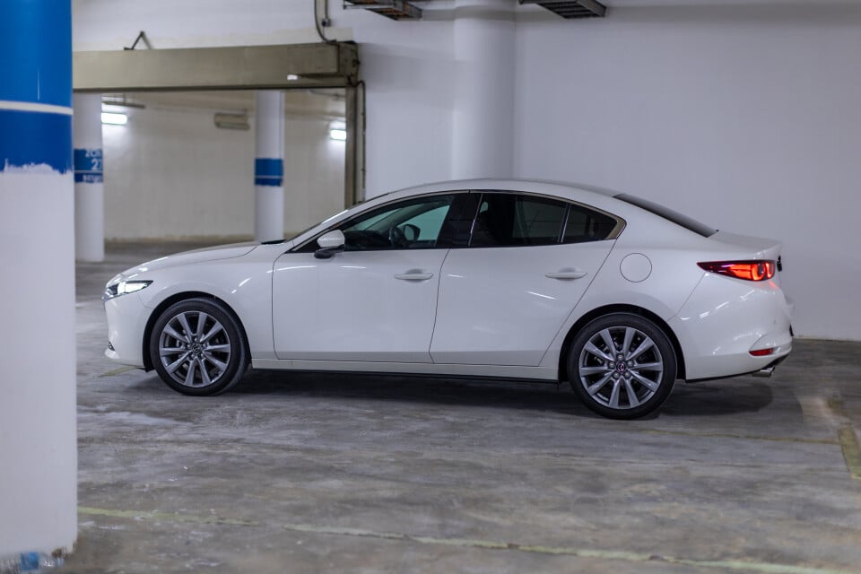 Mazda 3 Sedan BP (2019) Exterior