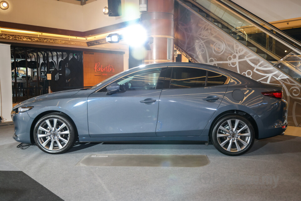 Mazda 3 Sedan BP (2019) Exterior