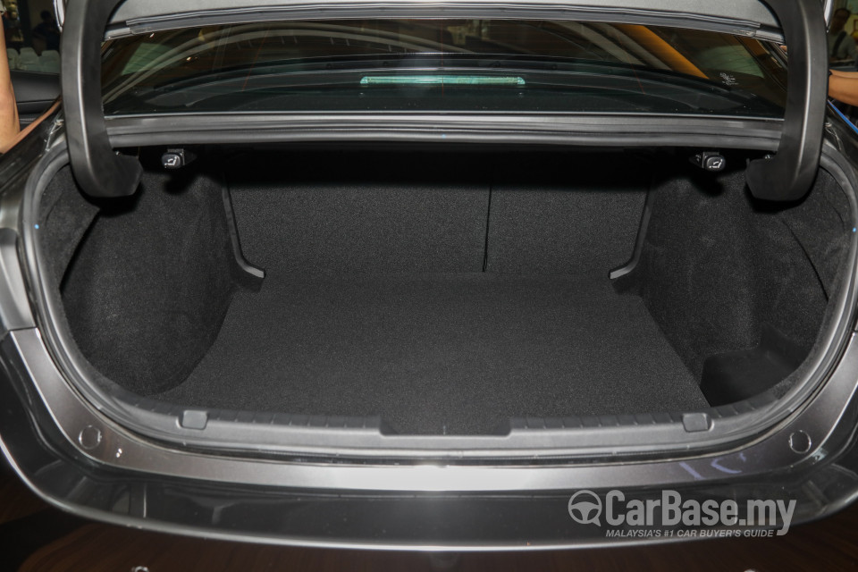 Mazda 3 Sedan BP (2019) Interior