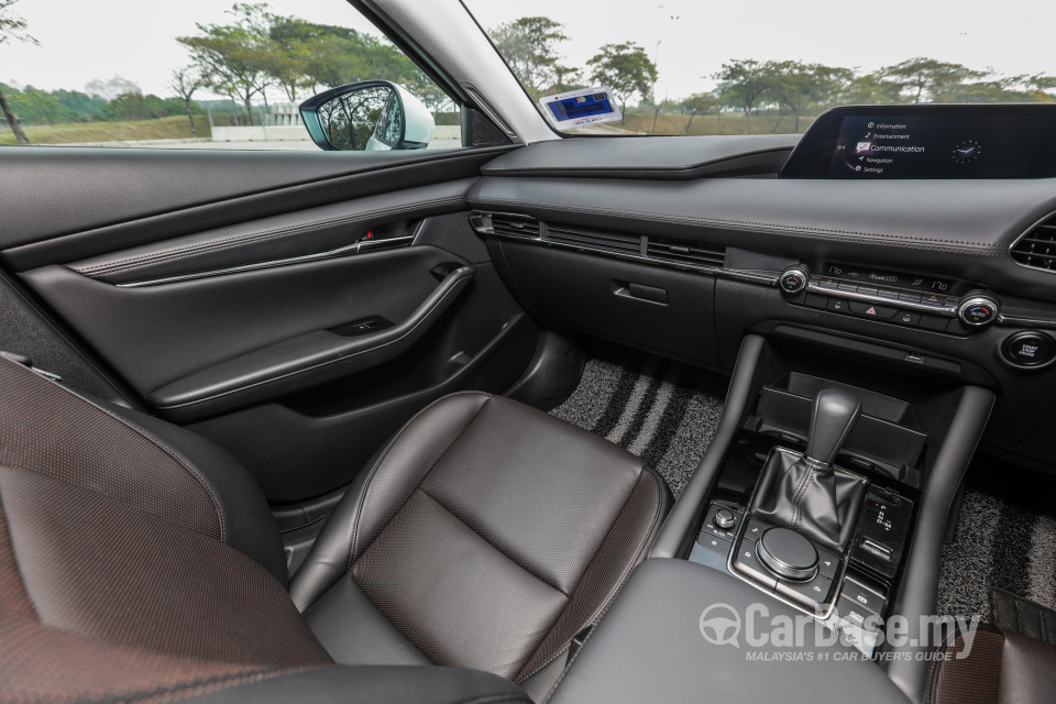 Mazda 3 Sedan BP (2019) Interior